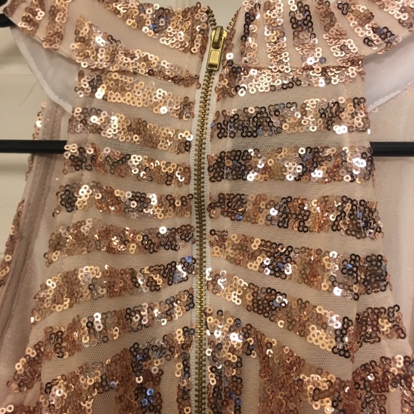 *New* Rose Gold Sequin Stretchy Bodycon Dress Sz M - Picture 6 of 6
